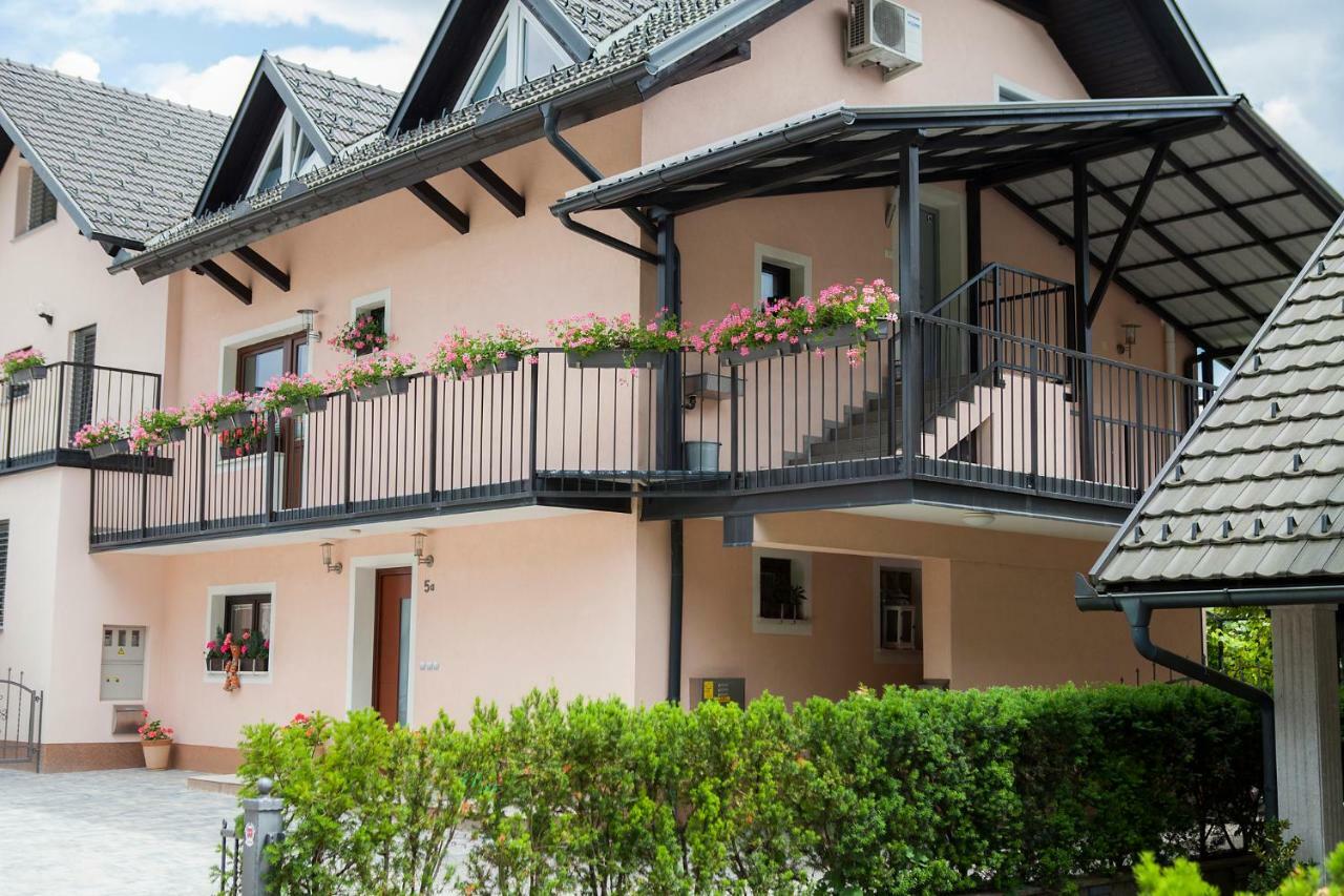 Luxury Apartment Karolina Bled Exteriör bild